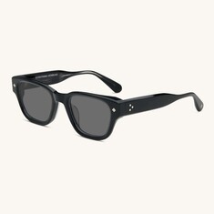 LUNETTERIE GENERALE MINUIT MOINS UNE BLACK & SMOKE 54 Siyah Unisex Güneş Gözlüğü - LUNETTERIE GENERALE (1)